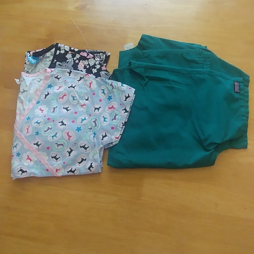 Bundle of 4 Scrub Tops size Small